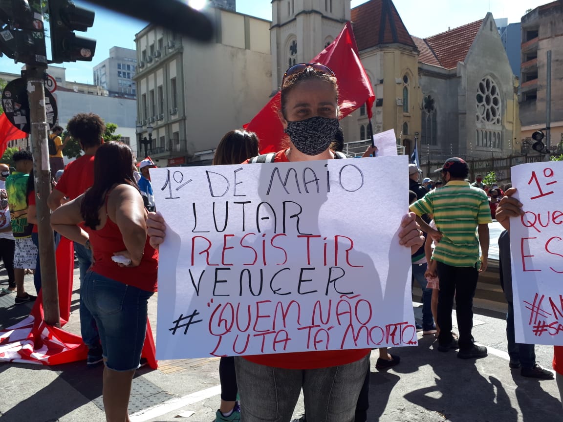 Ato de 1º de Maio no Largo do Paissandu reúne ocupações sindicatos e