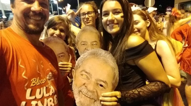 Lula Livre no Carnaval em Navegantes/SC