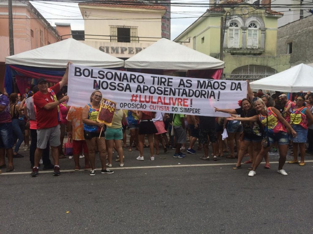 Faixa da Oposição Cutista no Simpere