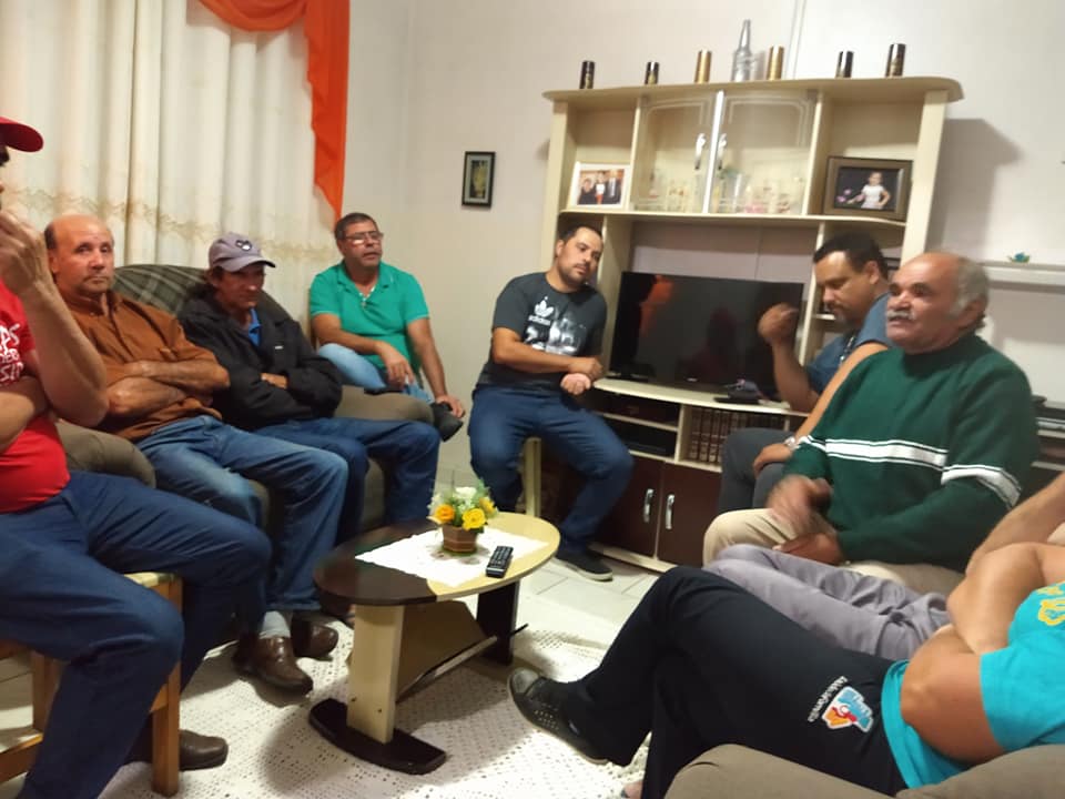 no Bairro Guarujá/Vila Esperança em 11/04